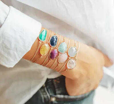 Pomalo shirt, korcula, shopping on Korcula, linen shirts, Jewlery korcula, gold korcula, shoppin korcula, shops korcula, fashion korcula, dress korcula, cool store korcula.