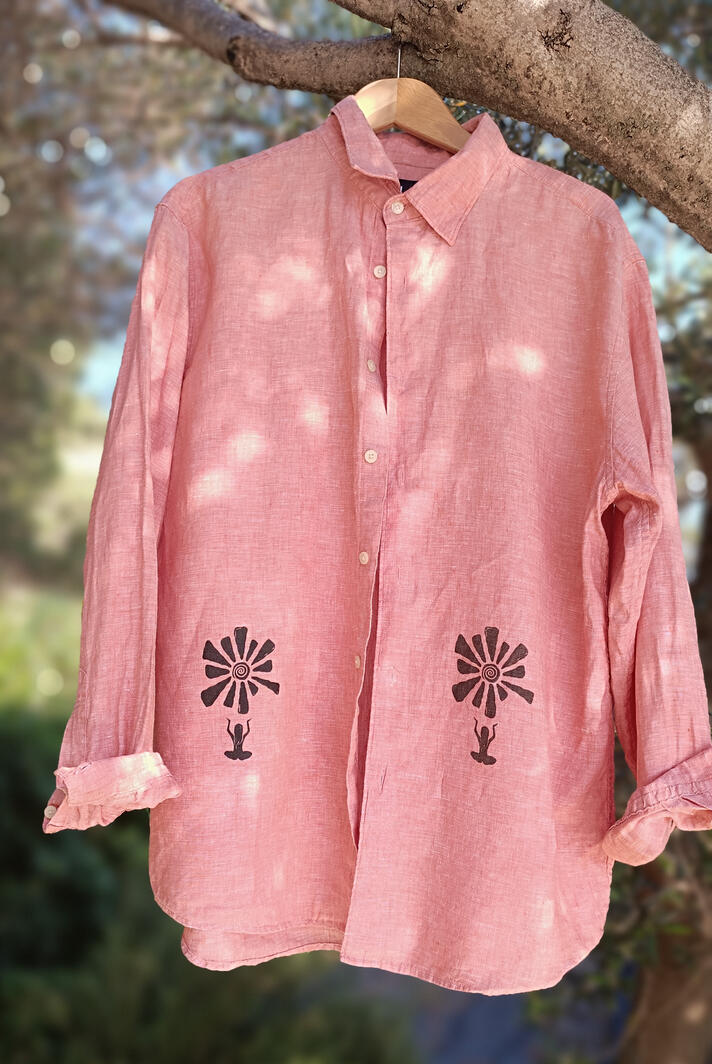 Pomalo shirt, korcula, shopping on Korcula, linen shirts, Jewlery korcula, gold korcula, shoppin korcula, shops korcula, fashion korcula, dress korcula, cool store korcula.